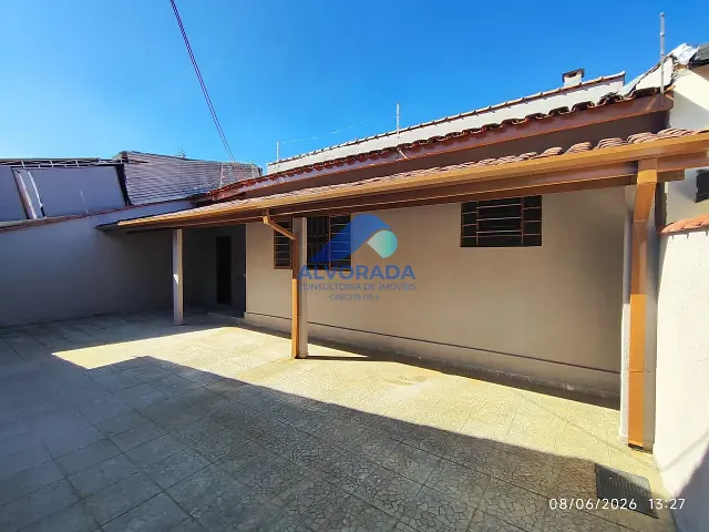 Sobrado com 275m² 3 quartos e 1 banheiro, à venda ou para alugar, no bairro Jardim Portugal em São José dos Campos