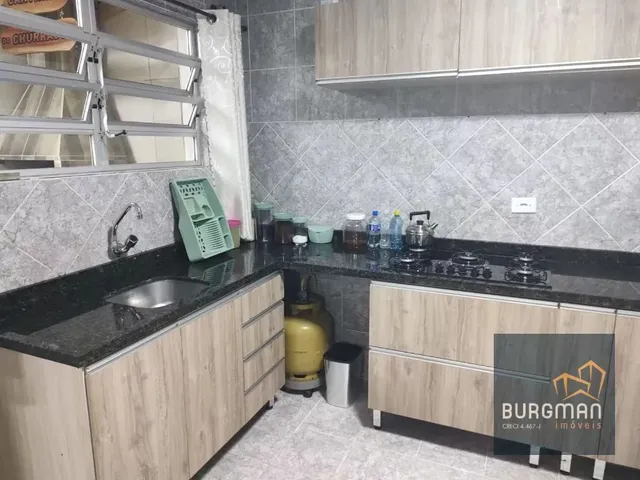 Sobrado 3 quartos e 2 banheiros, à venda, no bairro Shangrila em Pontal Do Paraná