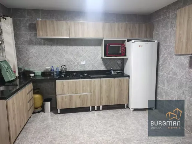 Sobrado 3 quartos e 2 banheiros, à venda, no bairro Shangrila em Pontal Do Paraná