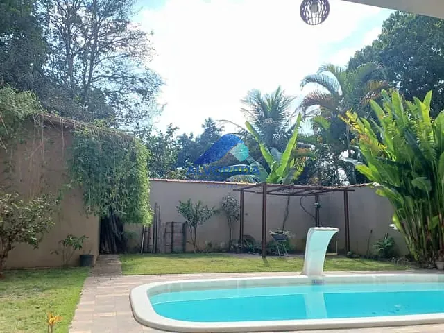 Sobrado com 264m² 2 quartos e 2 banheiros, à venda, no bairro Jardim das Indústrias em São José dos Campos