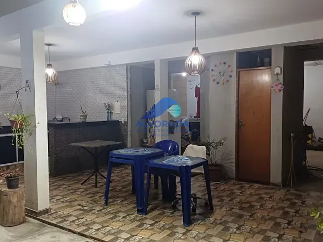 Sobrado com 264m² 2 quartos e 2 banheiros, à venda, no bairro Jardim das Indústrias em São José dos Campos