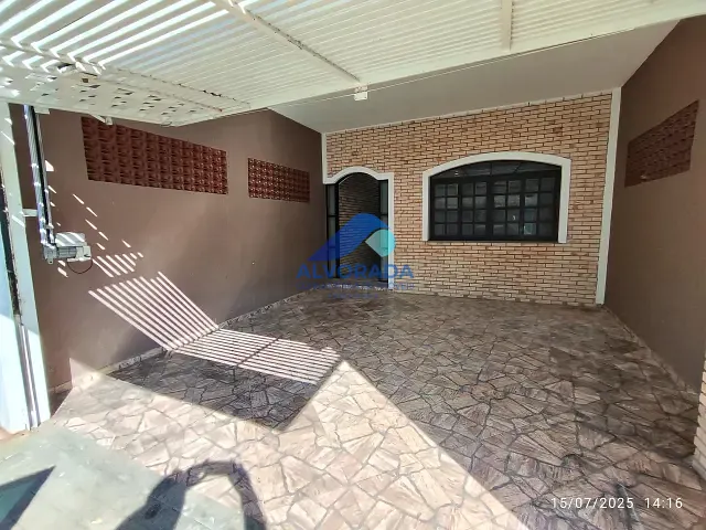 Sobrado 3 quartos e 4 banheiros, à venda, no bairro Residencial União em São José dos Campos