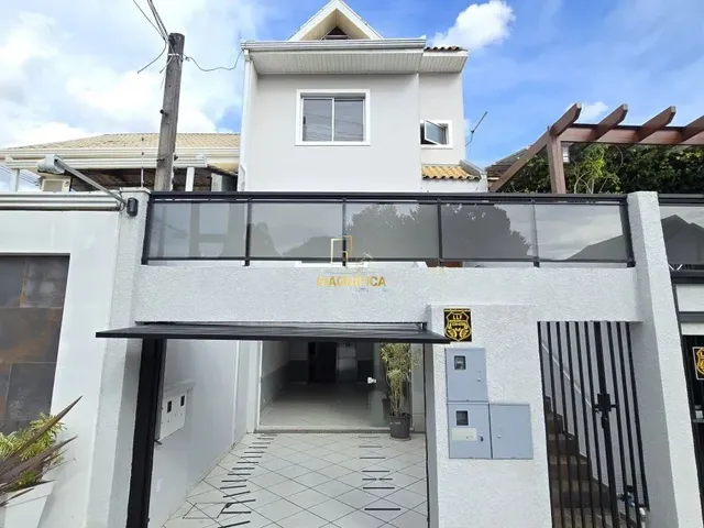 Sobrado 3 quartos e 3 banheiros, para alugar, no bairro Santa Quitéria em Curitiba