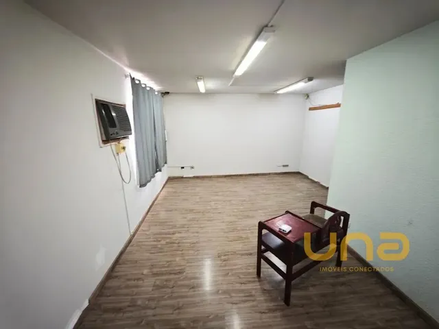 Sobrado 3 quartos e 2 banheiros, para alugar, no bairro BOQUEIRAO em Curitiba