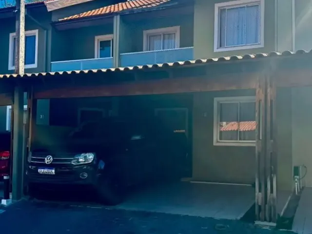 Sobrado com 135m² 3 quartos e 2 banheiros, à venda, no bairro Santa Felicidade em Curitiba