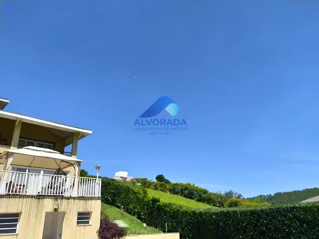 Sobrado com 1300m² 7 quartos e 6 banheiros, à venda, no bairro Tamoios em Paraibuna