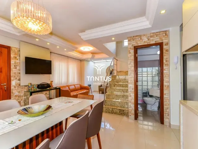 Sobrado com 51m² 4 quartos e 3 banheiros, à venda, no bairro Bom Retiro em Curitiba