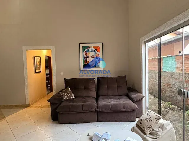 Sobrado com 300m² 5 quartos e 3 banheiros, à venda, no bairro Jardim Alvorada em São José dos Campos