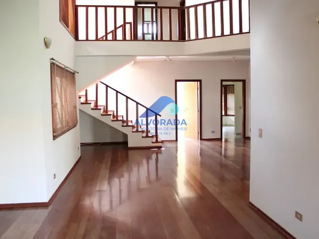 Sobrado com 630m² 4 quartos e 3 banheiros, à venda ou para alugar, no bairro Jardim Aquarius em São José dos Campos