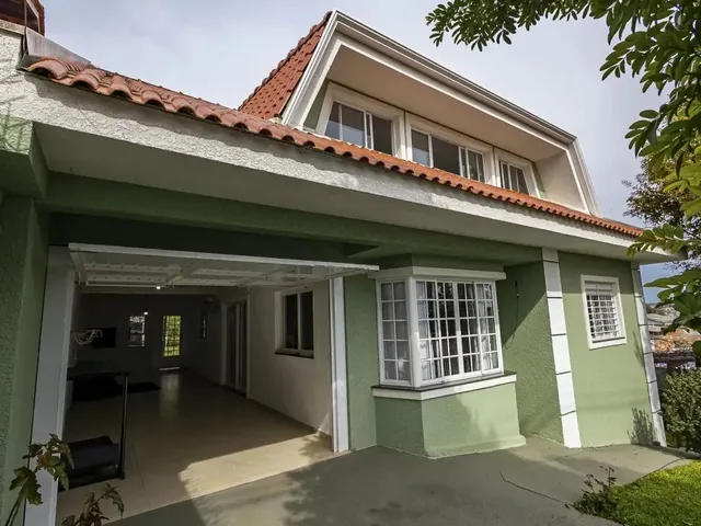 Sobrado com 524m² 3 quartos e 1 banheiro, à venda, no bairro Augusta em Curitiba