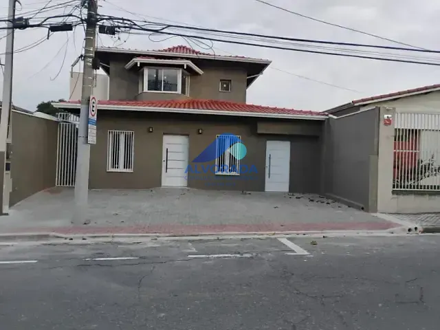 Sobrado 8 quartos e 4 banheiros, para alugar, no bairro Jardim Santa Madalena em São José dos Campos