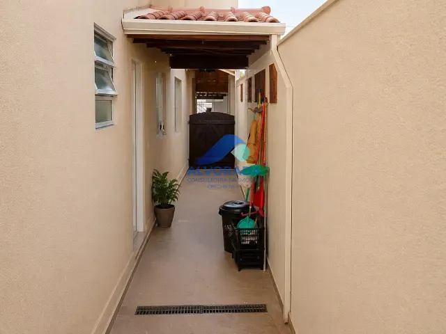 Sobrado 3 quartos e 2 banheiros, à venda, no bairro Cidade Vista Verde em São José dos Campos