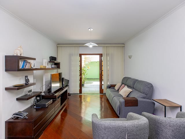 Sobrado com 164m² 3 quartos e 5 banheiros, à venda, no bairro Vila Romano em São Paulo