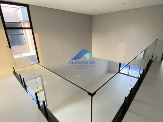 Sobrado com 451m² 4 quartos e 6 banheiros, à venda, no bairro Loteamento Vivant Urbanova em São José dos Campos