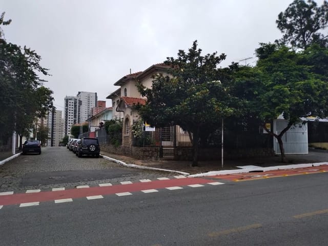 Sobrado com 260m² 3 quartos e 2 banheiros, à venda, no bairro Mirandópolis em São Paulo