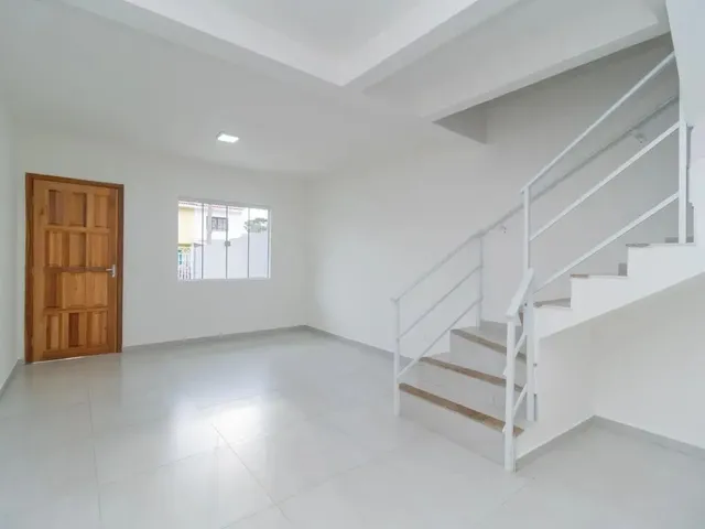Sobrado 2 quartos e 1 banheiro, para alugar, no bairro Cidade Industrial em Curitiba