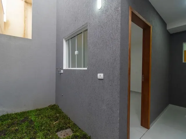 Sobrado 2 quartos e 1 banheiro, para alugar, no bairro Cidade Industrial em Curitiba