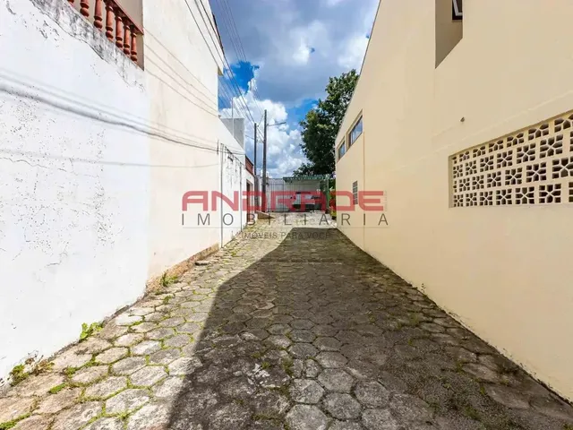 Sobrado 3 quartos e 2 banheiros, à venda, no bairro Bairro Alto em Curitiba