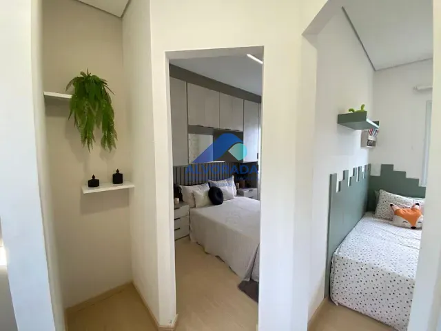 Sobrado com 100m² 2 quartos e 1 banheiro, à venda, no bairro Eugênio de Mello em São José dos Campos