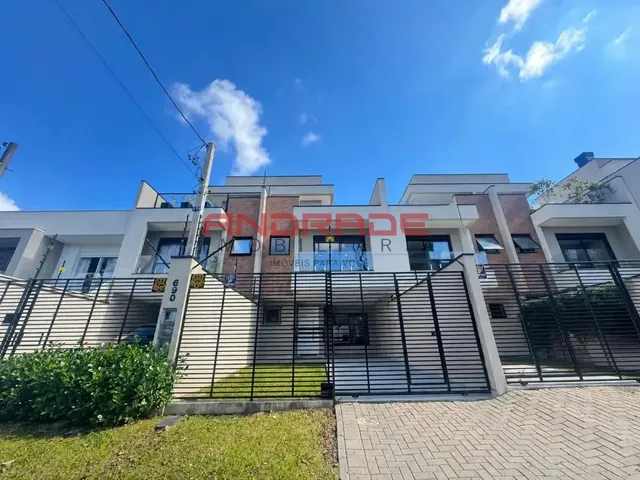 Sobrado 3 quartos e 4 banheiros, para alugar, no bairro Água Verde em Curitiba