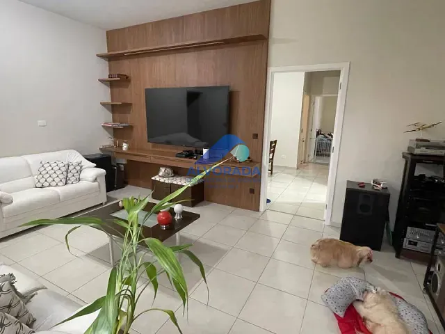 Casa com 450m² 4 quartos e 5 banheiros, à venda, no bairro Jardim Alvorada em São José dos Campos
