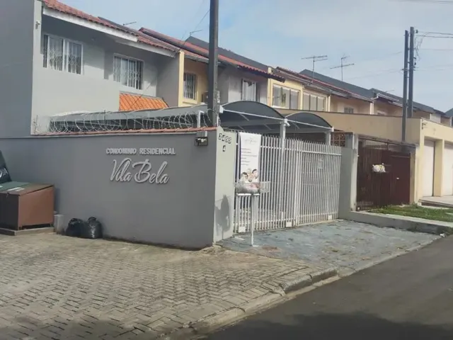 Sobrado 3 quartos e 2 banheiros, à venda, no bairro Boqueirão em Curitiba