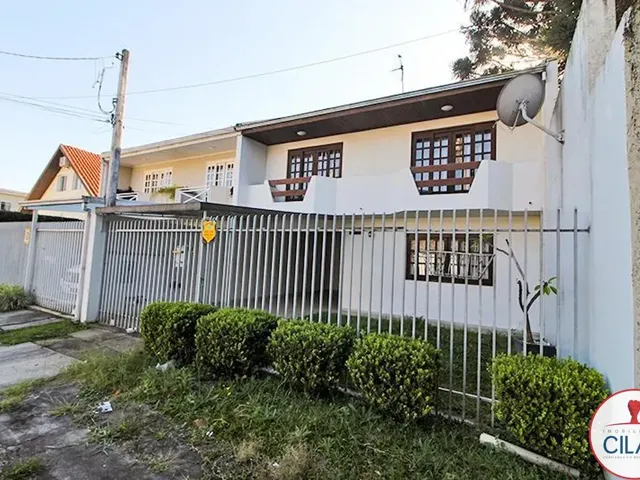 Sobrado 3 quartos e 1 banheiro, para alugar, no bairro Guabirotuba em Curitiba