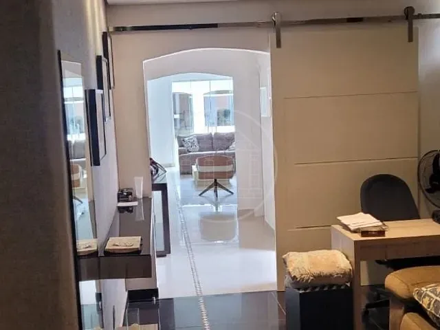 Sobrado com 400m² 4 quartos e 4 banheiros, à venda, no bairro Parque do Castelo em São Paulo
