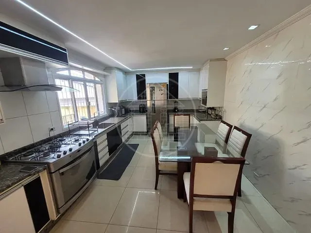 Sobrado com 250m² 3 quartos e 3 banheiros, à venda, no bairro Jardim Noronha em São Paulo