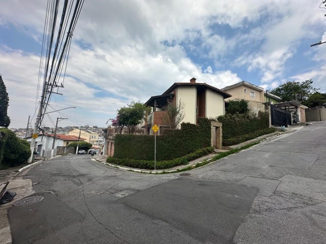 Sobrado com 390m² 3 quartos e 3 banheiros, à venda, no bairro Jardim Peri em São Paulo