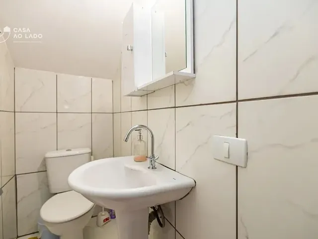 Sobrado 3 quartos e 3 banheiros, à venda, no bairro Guaíra em Curitiba