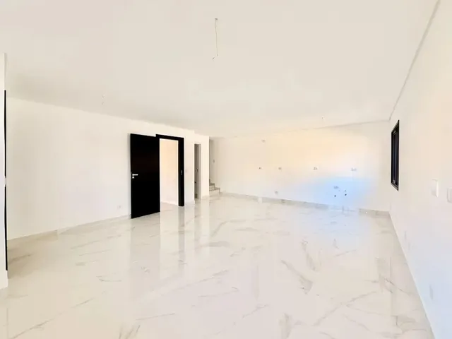 Sobrado com 114m² 3 quartos e 3 banheiros, à venda, no bairro Santa Felicidade em Curitiba