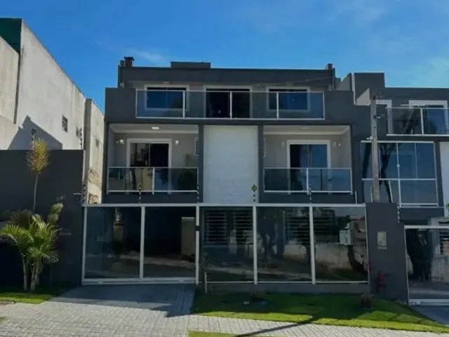 Sobrado 3 quartos e 2 banheiros, à venda, no bairro CAPAO RASO em Curitiba