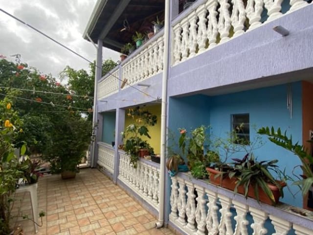 Sobrado com 239m² 3 quartos e 3 banheiros, à venda, no bairro Jardim Mutinga em Barueri