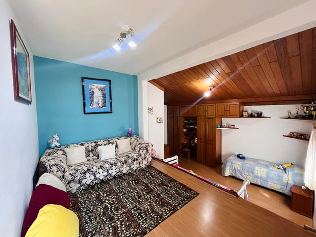 Sobrado com 209m² 4 quartos e 4 banheiros, à venda, no bairro Jabaquara em São Paulo