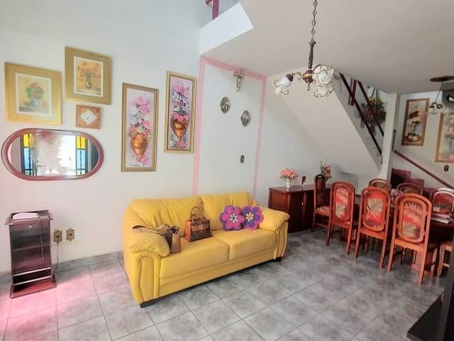 Sobrado com 344m² 6 quartos e 6 banheiros, à venda, no bairro Vila Mazza em Suzano
