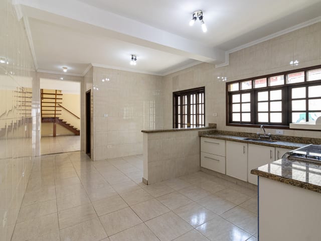 Sobrado com 125m² 3 quartos e 2 banheiros, à venda, no bairro Jardim Santa Fé (Zona Oeste) em São Paulo