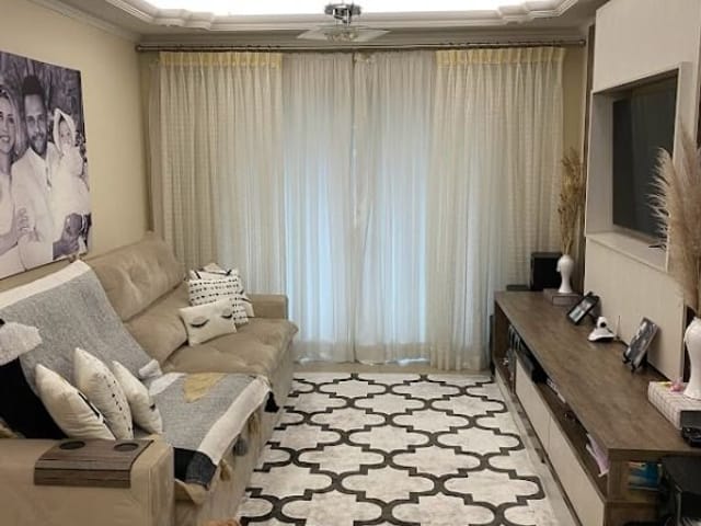 Sobrado com 240m² 3 quartos e 5 banheiros, à venda, no bairro Jardim Rio das Pedras em Cotia