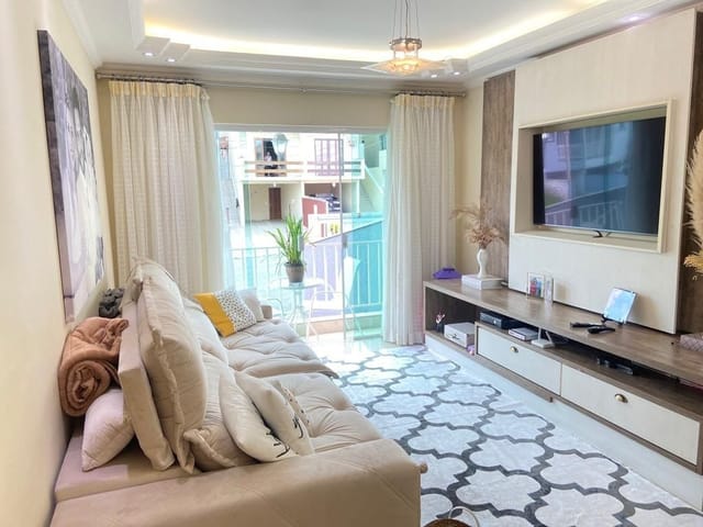 Sobrado com 240m² 3 quartos e 5 banheiros, à venda, no bairro Jardim Rio das Pedras em Cotia