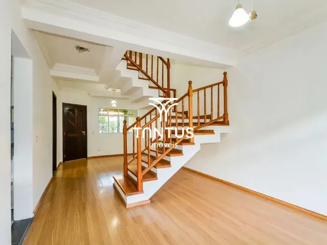 Sobrado com 143m² 3 quartos e 3 banheiros, para alugar, no bairro Cajuru em Curitiba