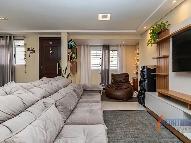 Sobrado com 187m² 3 quartos e 3 banheiros, à venda, no bairro Boa Vista em Curitiba