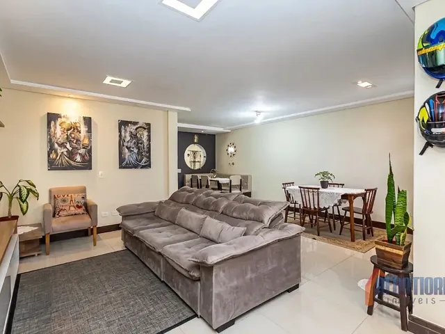 Sobrado com 187m² 3 quartos e 3 banheiros, à venda, no bairro Boa Vista em Curitiba