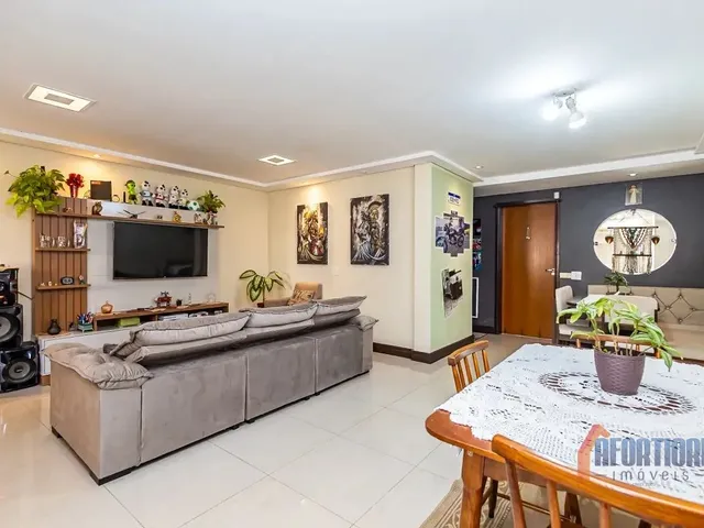 Sobrado com 187m² 3 quartos e 3 banheiros, à venda, no bairro Boa Vista em Curitiba