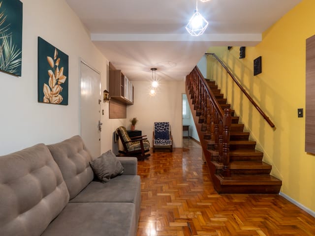 Sobrado com 170m² 4 quartos e 6 banheiros, à venda, no bairro Jardim Sandra em São Paulo