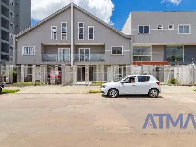 Sobrado com 100m² 3 quartos e 3 banheiros, para alugar, no bairro Portão em Curitiba
