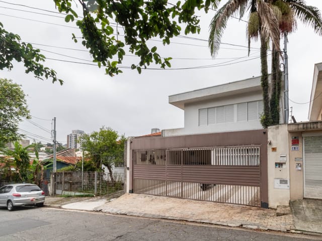Sobrado com 300m² 3 quartos e 5 banheiros, à venda, no bairro Alto Da Lapa em São Paulo