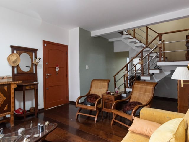 Sobrado com 300m² 3 quartos e 5 banheiros, à venda, no bairro Alto Da Lapa em São Paulo