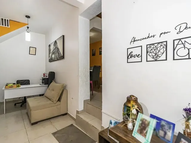 Sobrado com 150m² 3 quartos e 1 banheiro, à venda, no bairro Tingui em Curitiba
