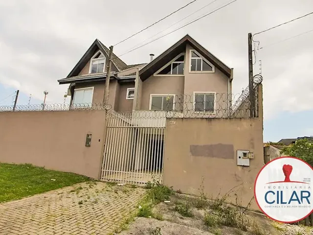 Sobrado 3 quartos e 1 banheiro, para alugar, no bairro Xaxim em Curitiba
