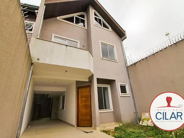 Sobrado 3 quartos e 1 banheiro, para alugar, no bairro Xaxim em Curitiba